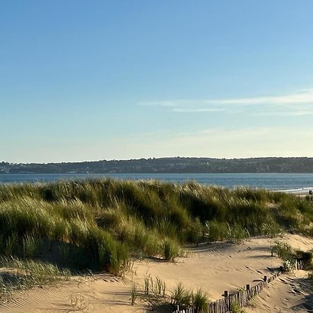 Hoopers Sandy Beach Guest Rooms Свонсі Екстер'єр фото