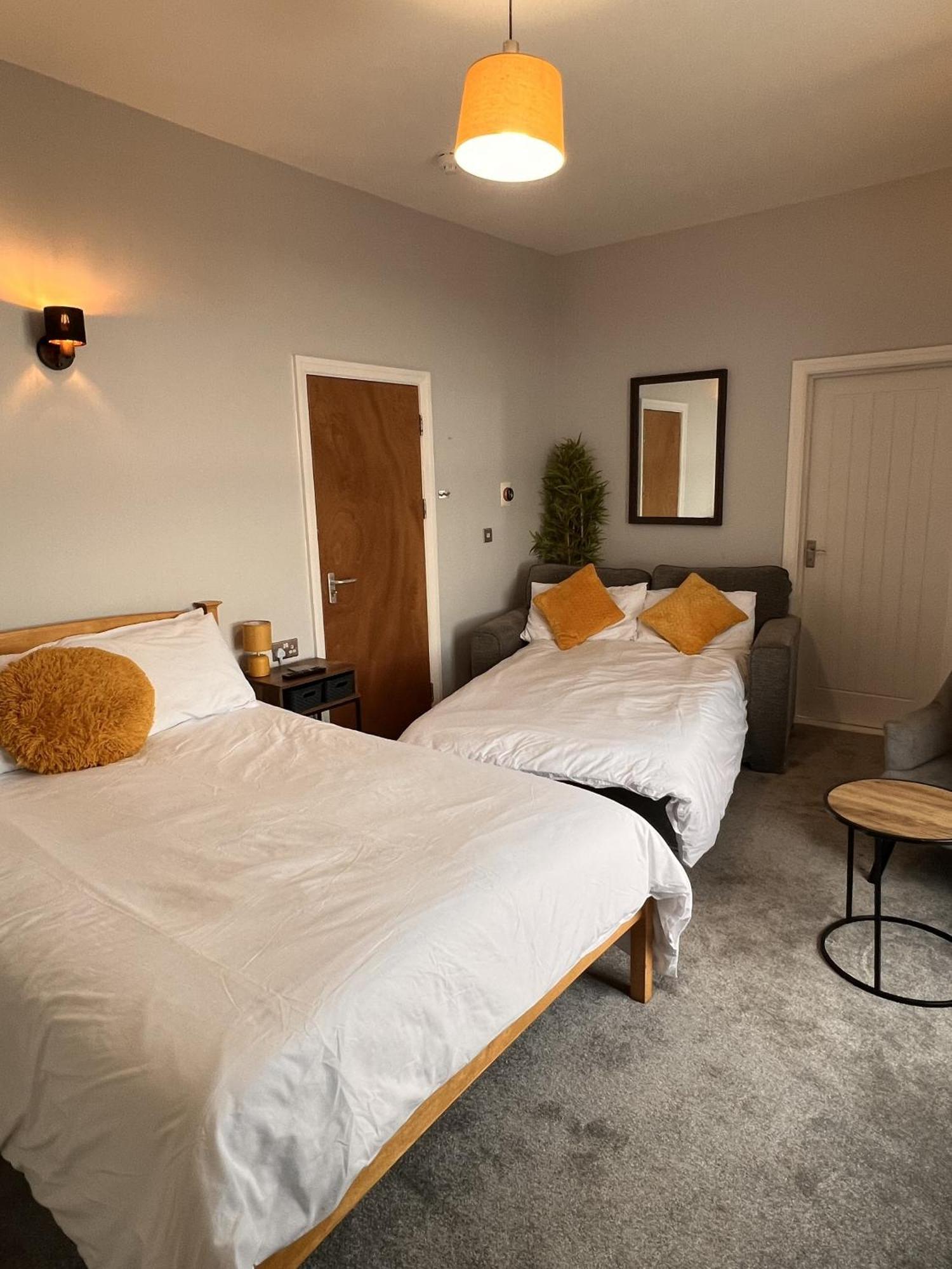 Hoopers Sandy Beach Guest Rooms Свонсі Номер фото
